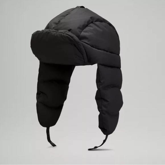 lululemon athletica Accessories - Lululemon Wunder puff trapper hat size XS/S black flaps puffer winter hat